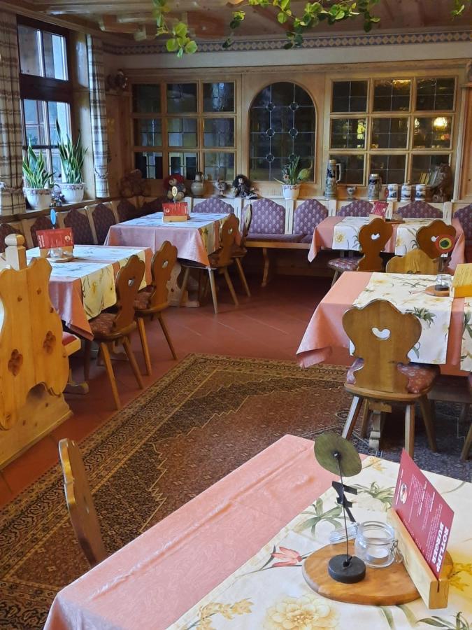 Landgasthof Rotlipp Gaestezimmer Ortenberg  ภายนอก รูปภาพ