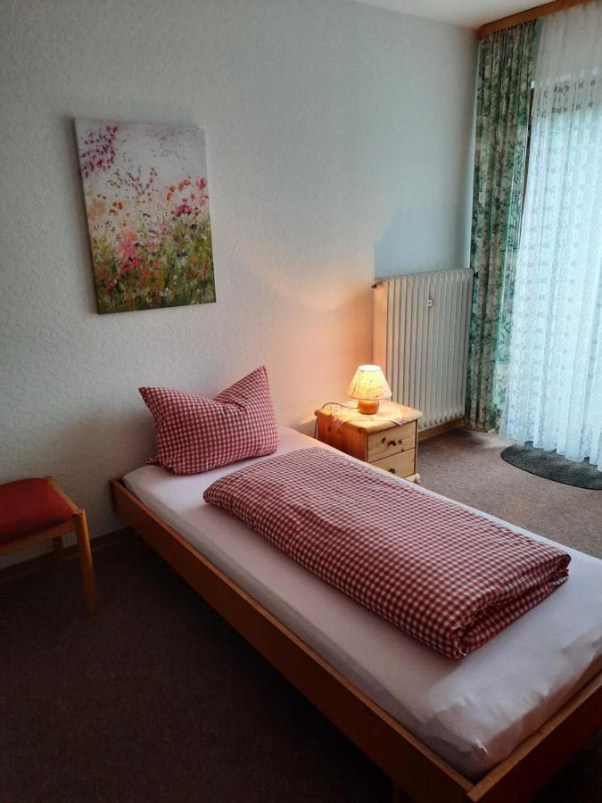 Landgasthof Rotlipp Gaestezimmer Ortenberg  ภายนอก รูปภาพ