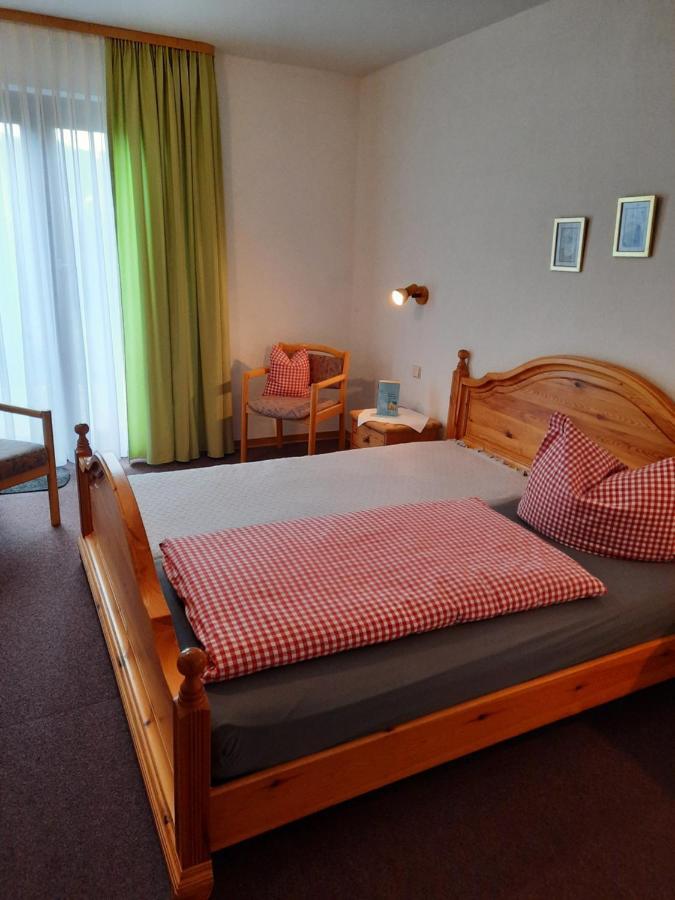 Landgasthof Rotlipp Gaestezimmer Ortenberg  ภายนอก รูปภาพ
